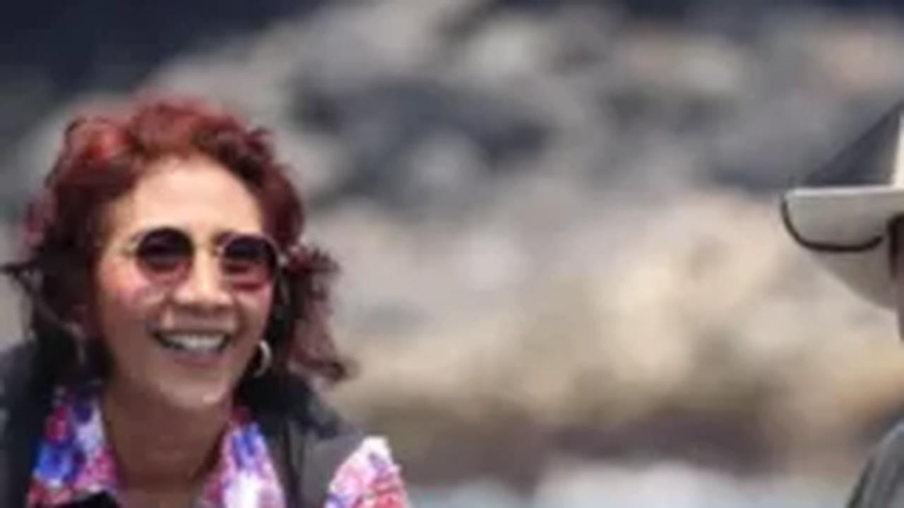 Potret Susi Pudjiastuti Ajak Pensiunan Jenderal Kopassus Naik Kapal Kecil 'Saya Deg-degan Kalau Sampai Ada Apa-Apa dengan Beliau