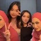 Kebersamaan Nathalie Holscher dan adiknya yang selalu kompak. (Sumber: TikTok/nathalieholscher14)