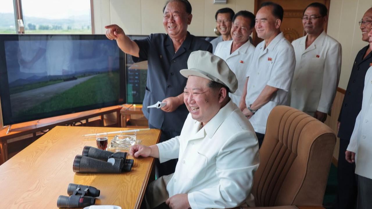 Kim Jong Un Kegirangan Drone Bunuh Diri Korut Hancurkan Tank, Beri Perintah Bikin yang Banyak buat Perang