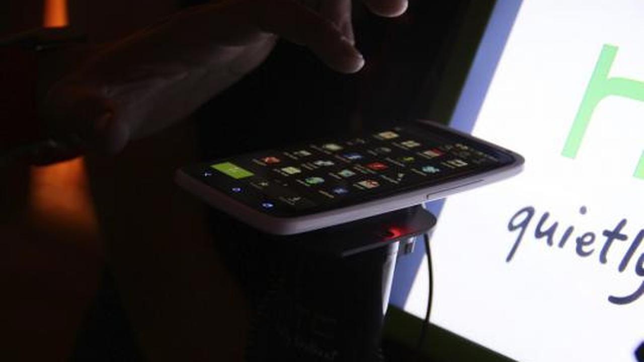 HTC One X, Smartphone Monster rasa Ice Cream Sandwich dari HTC