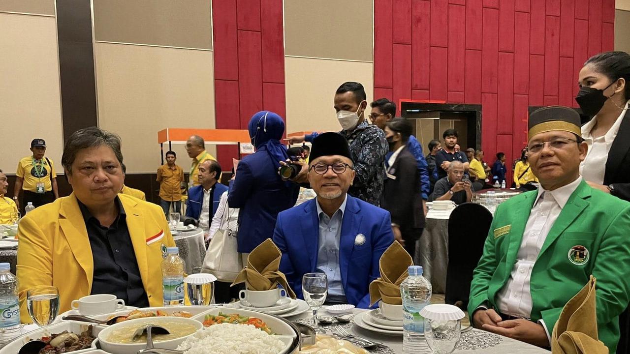 Ketum Golkar Airlangga Hartarto, Ketum PAN Zulkifli Hasan, dan Ketum PPP Muhammad Mardiono