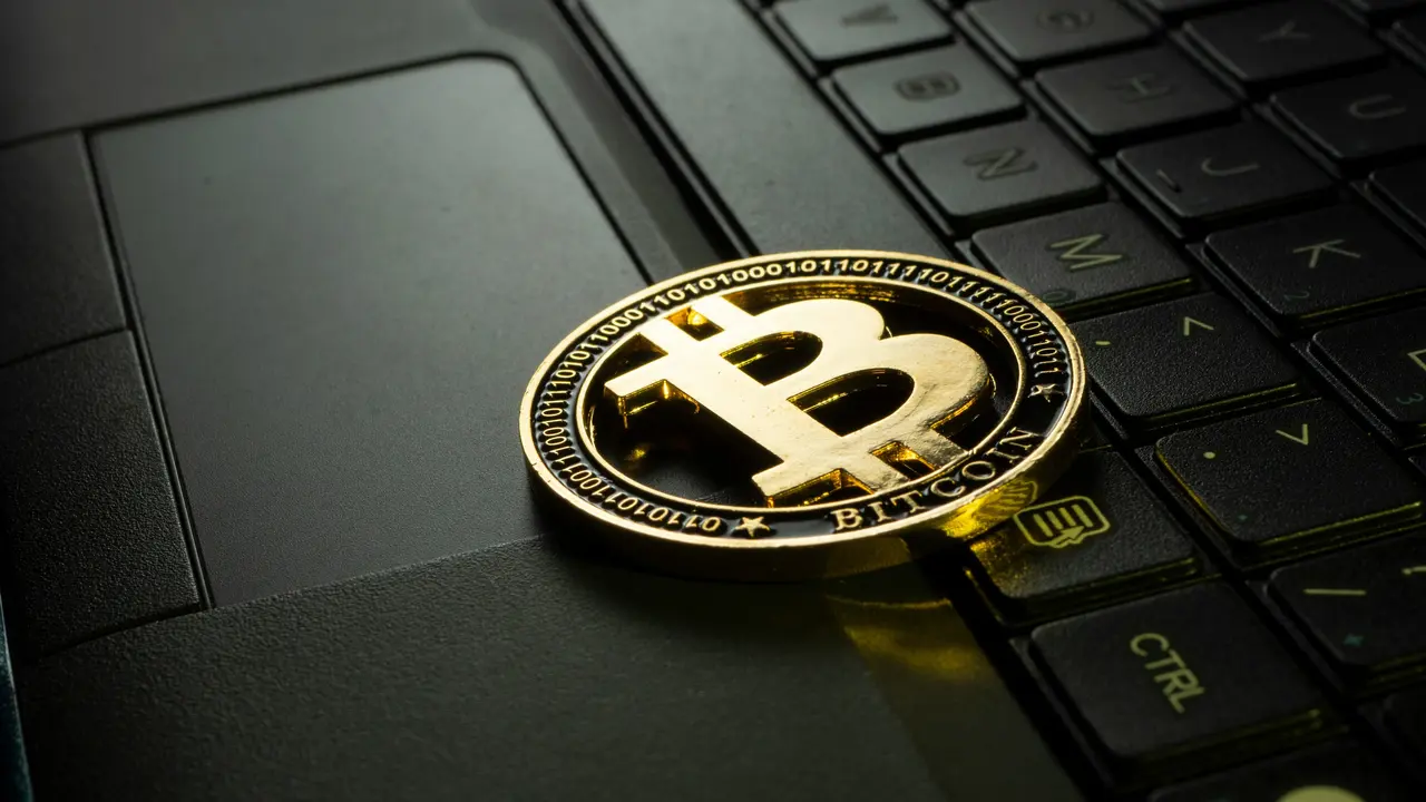 Bitcoin Price Falls to Lowest Level Since 2024, What's the Trigger?