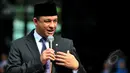 Mendikbud, Anies Baswedan berpidato saat upacara Hari Pendidikan Nasional di Kemendikbud, Jakarta, Sabtu (2/5/2015). Anies meminta Hardiknas dijadikan momentum merefleksikan gagasan tokoh pendidikan nasional Ki Hajar Dewantara. (Liputan6.com/Johan Tallo)