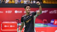 Hasil Hong Kong Open 2025: Rebut Tiket Perempat Final, Alwi Farhan Tumbangkan Unggulan 7