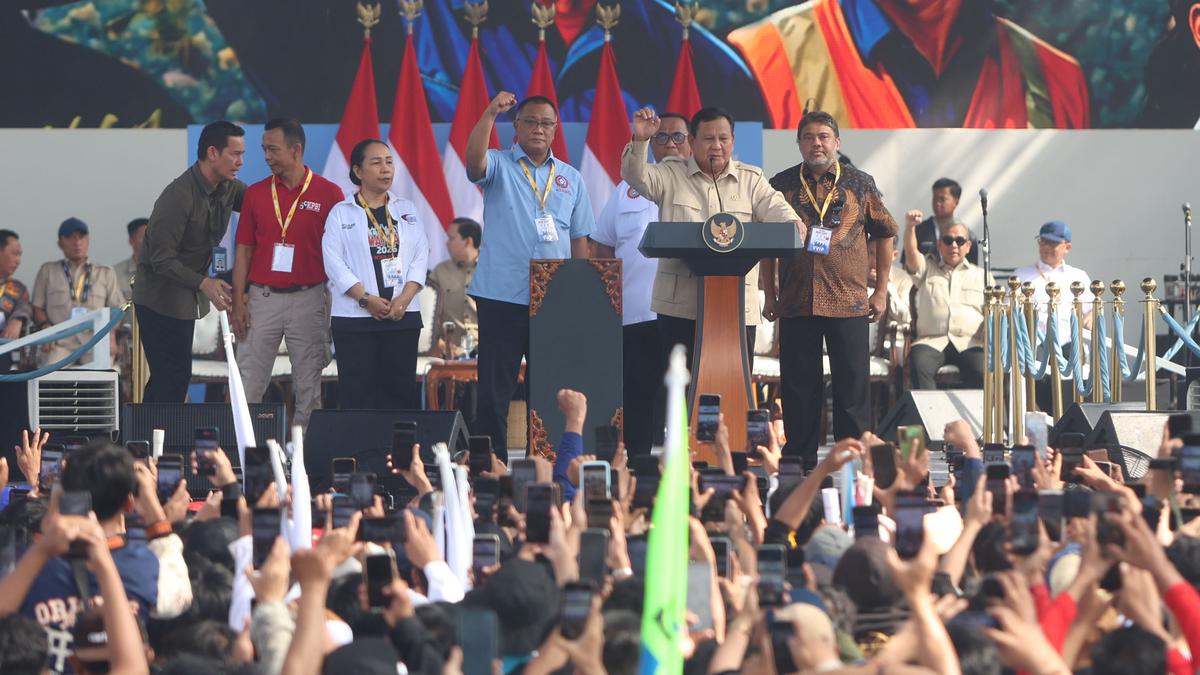 Presiden Prabowo Hadiri Peringatan Hari Buruh Internasional 2026 di Monas