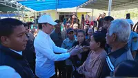 Reaksi Istri Korban Penembakan KKB Saat Didatangi Jokowi