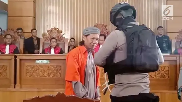 Jaksa Penuntut Umum menuntut Aman Abdurrahman hukuman mati. Aman alias Oman Rochman didakwa sebagai aktor intelektual di balik serangkaian teror di Indonesia, termasuk teror Bom Thamrin yang terjadi awal Januari 2016.