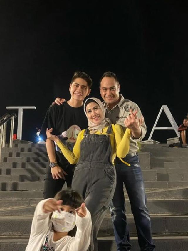 Ferry Irawan dan Venna Melinda