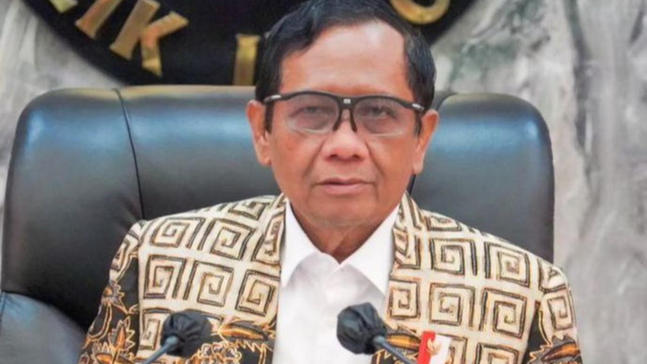 Mahfud menjelaskan, satgas tersebut akan menerima laporan tentang pelanggaran Pemilu.&nbsp;