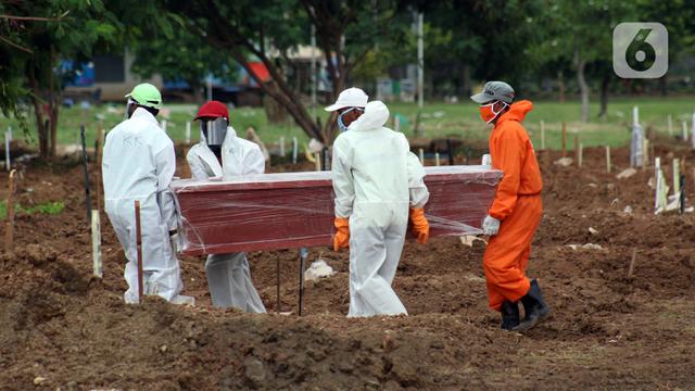 Kesunyian Pemakaman Pasien Covid-19