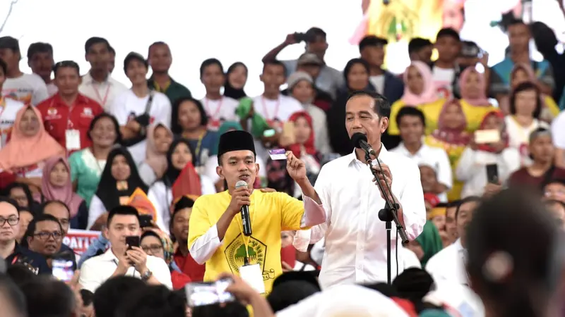 Cerita Jokowi saat Harus Menembus Ribuan Warga Asahan yang Menyambutnya