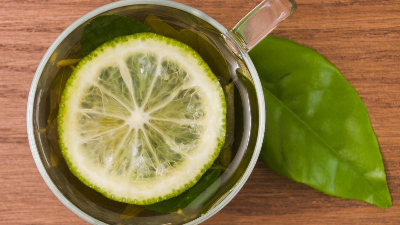 Ilustrasi Teh Hijau dan Lemon