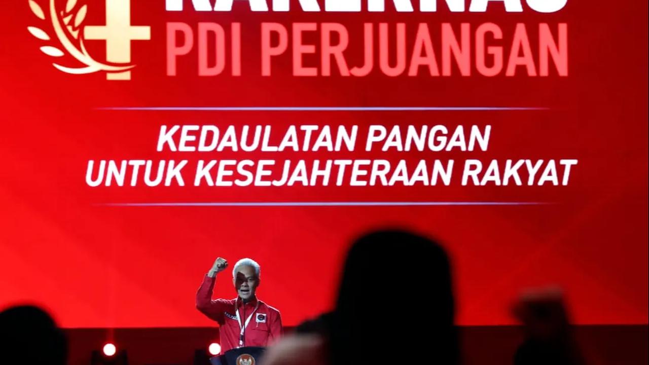 <br>Ganjar mengaku terbuka peluang pasangan nasionalis-religius untuk maju di Pilpres 2024.