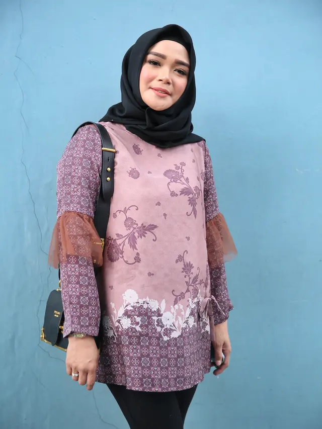 [Fimela] Sheza Idris