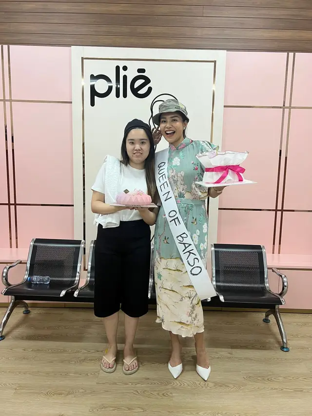 Margenie Winarti Miss Grand Indonesia 2014 Rayakan Ulang Tahun ke-31 di Panti Asuhan, Pilih Traktir Bakso ketimbang Bikin Pesta Mewah. (ist)