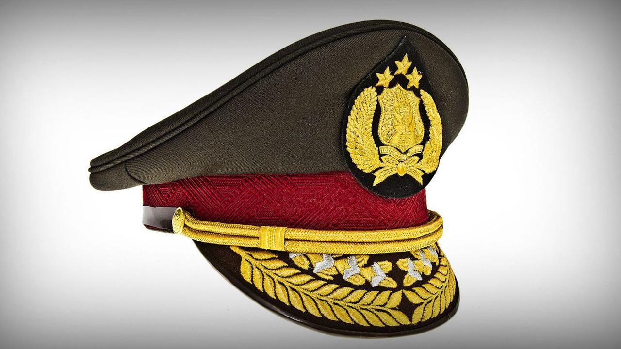 Sebelumnya, Kanit PPA Polres Tebo Aipda Ari Wahyudi dicopot dari jabatannya setelah viral meminta dana ke Ayah korban pemerkosaan. Bid Propam Polda Jambi menyatakan Ari bersalah.