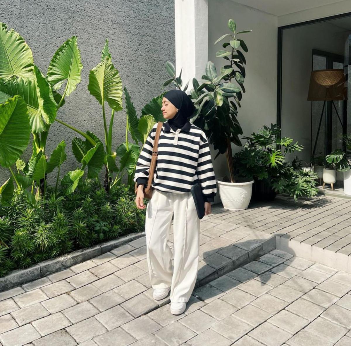 7 Potret Momen Artis Sebagai Mama Muda: Tetap Glowing Meski Sibuk