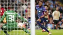 Pemain RB Leipzig Christopher Nkunku mencetak gol ke gawang Manchester City pada pertandingan Grup A Liga Champions di Stadion Etihad, Manchester, Inggris, Rabu (15/9/2021). Manchester City menang 6-3. (Zac Goodwin/PA via AP)