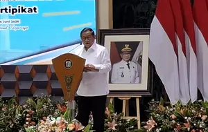 Pramono Segera Bahas Parkir Khusus Ojol Biar Tak Mangkal di Trotoar Jakarta