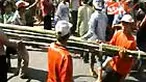 Konflik antara TNI Angkatan Laut dan warga di sekitar Pusat Latihan Tempur Marinir Pasuruan, Jawa Timur, kembali mencuat. 