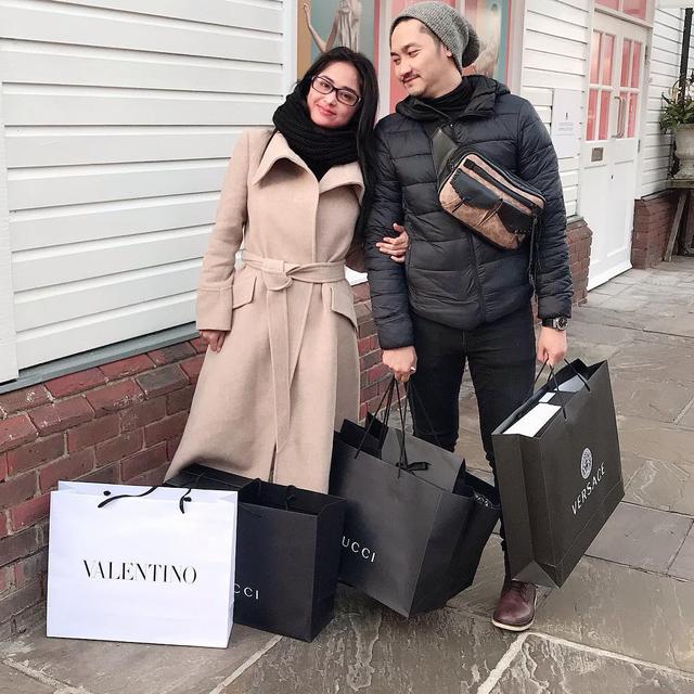 Dewi Perssik dan Angga Wijaya