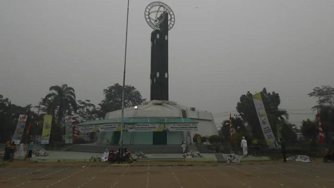 Tugu Khatulistiwa Pontianak