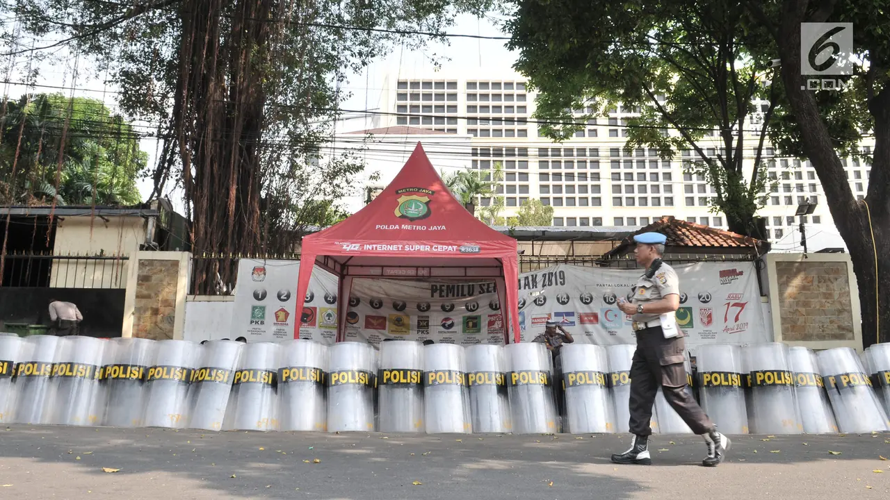 Pengamanan Gedung KPU