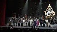 Konser Smartfren Malam 100 Cinta Sajikan Kolaborasi Lintas Generasi, Yura Yunita Hingga King Nassar
