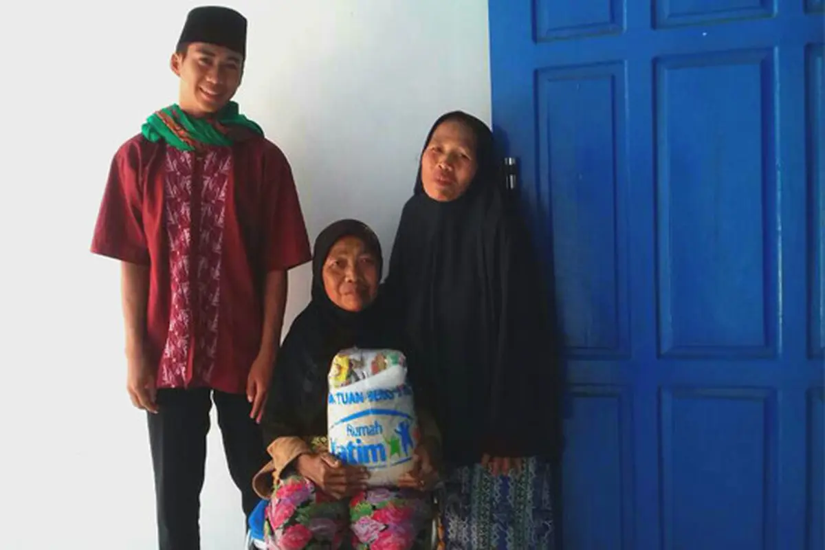 Nurhayati, Jadi Buruh Cuci 27 Tahun demi Sarjanakan Anaknya