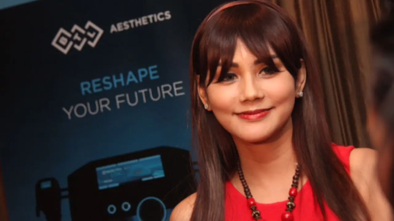 Rahasia Tubuh Seksi Anita Hara