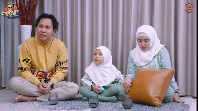 Shabira Alula dan Orang Tua (Youtube/dennysumargo)
