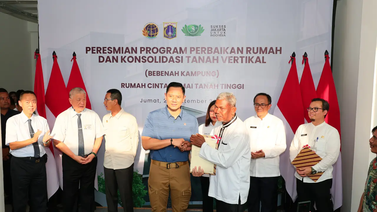 Menteri AHY Resmikan Program Perbaikan Rumah dan Konsolidasi Tanah Vertikal Rumah Susun Cinta Damai Jakpus
