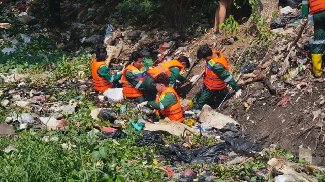 Kolaborasi Komunitas dan Pecinta Kopi Wujudkan Sungai Bebas Sampah