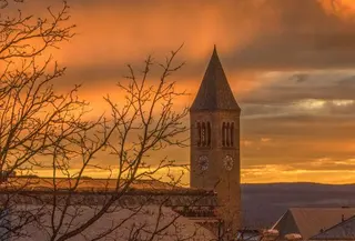 Jika ia selesai tepat waktu, maka Jeremy Shuler akan menjadi sarjana termuda dari universitas terkemuka tersebut.(Sumber Cornell University via Facebook)