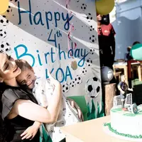 Saat menjadi bintang tamu, Celine Evangelista mengungkapkan keluh kesahnya terhadap mantan suaminya, Stefan William. Belakangan ini, mantan suaminya perhatiannya berkurang untuk anak-anaknya. [Instagram/celine_evangelista]