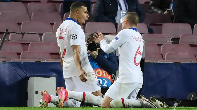 FOTO: Kylian Mbappe Tak Terbendung, PSG Ngamuk di Markas Barcelona