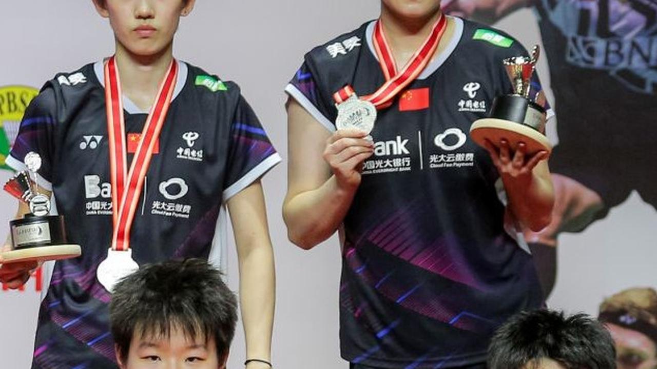 FOTO: Juara Indonesia Masters 2024, Ganda Putri China Liu Sheng Shu/Tan Ning Bawa Pulang Hadiah Setengah Miliar Usai Tekuk Rekan Senegaranya