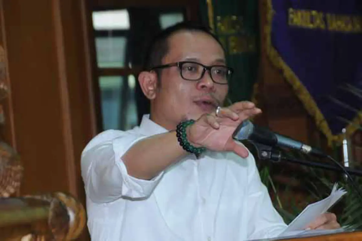 3 Jurus Menaker Hanif Hadapi MEA 2015