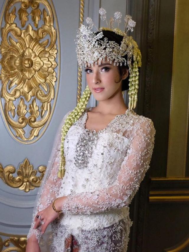 Dandan Pengantin Sunda, Tasya Farasya Mirip Raisa? - ShowBiz Liputan6.com