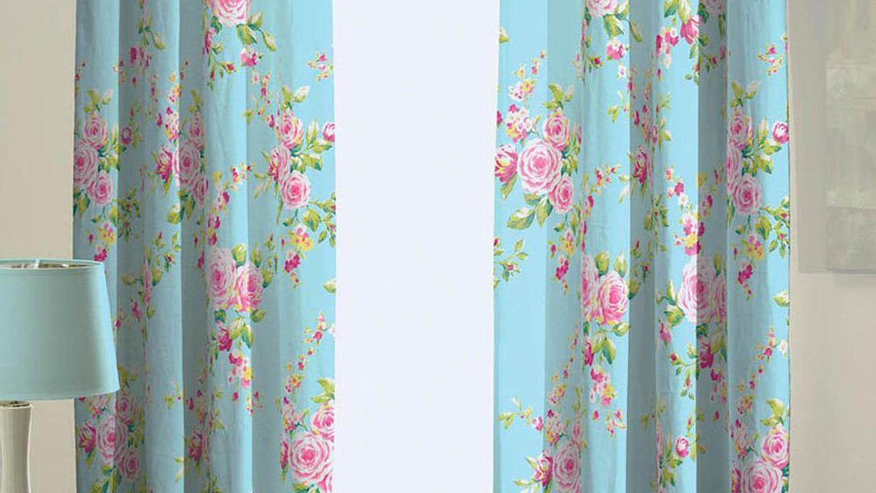 Aneka Tirai Cantik Pemanis Kamar Tidur