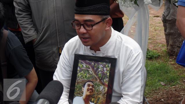 Berduka Artis Artis Tanah Air Ini Kehilangan Sang Anak Selamanya Showbiz Liputan6 Com