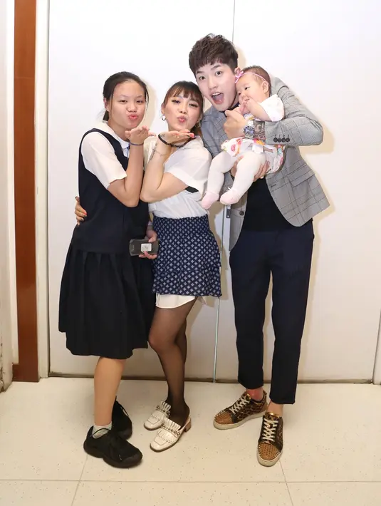 Lee Jeong Hoon dan Monique Octaviani alias Moa