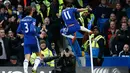 Penyerang Chelsea, Pedro melakukan selebrasi usai mencetak gol ke gawang Bournemouth pada pertandingan Liga Inggris di Stamford Bridge, London, (26/12). Chelsea menang atas Bournemouth dengan skro 3-0. (Reuters/Peter Nicholls)