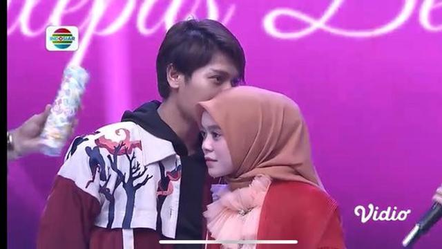 Rizky Billar dan Lesti Kejora (Vidio.com)