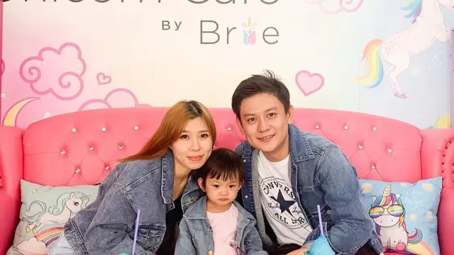 Potret harmonis Bobon Santoso dan keluarga. (credit:instagram.com/bobonsantoso/cherylruan)