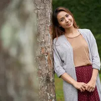 Ilustrasi perempuan cantik dan menarik | copyright freepik.com/pressfoto