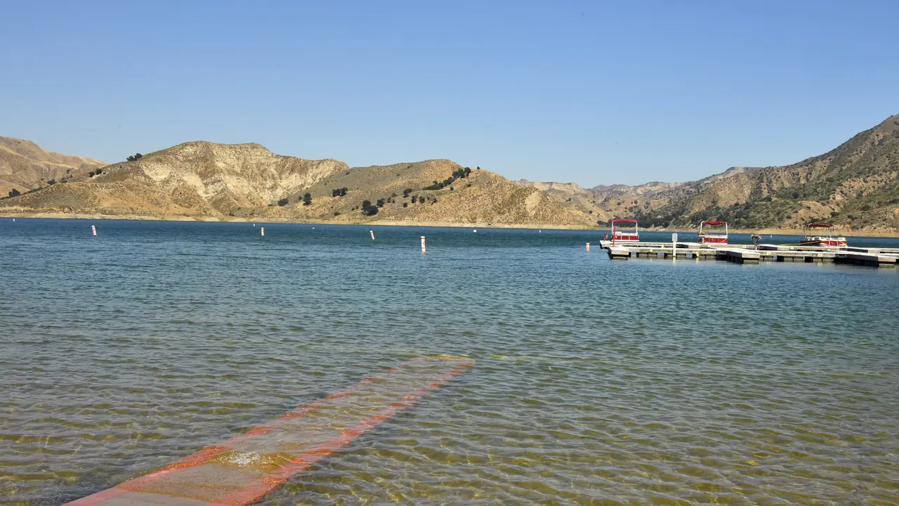 Danau Piru
