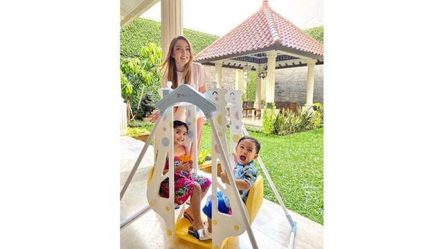 Dinikahi Pangeran Keraton Solo, Ini 7 Potret Isi Rumah Dokter Reisa Broto Asmoro