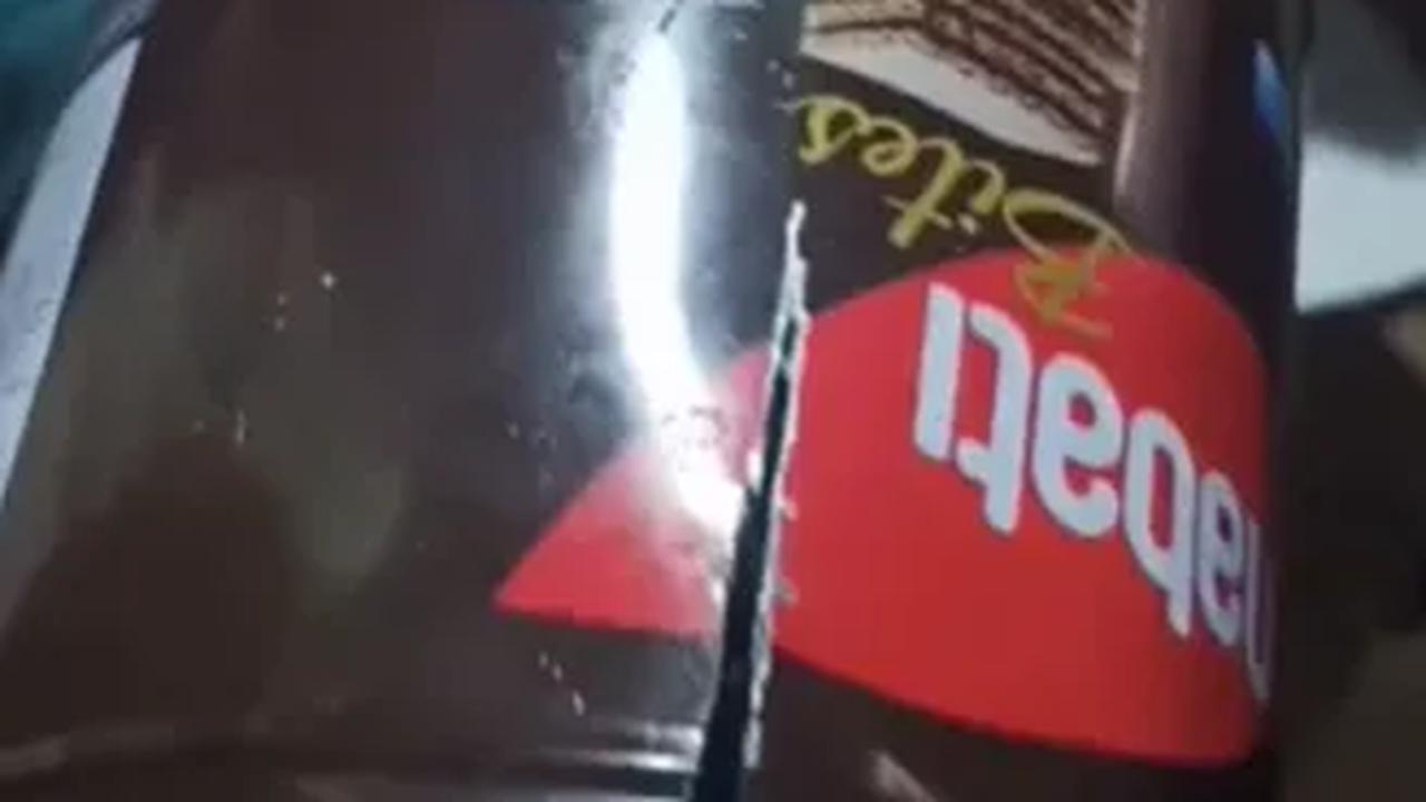 Evakuasi Dramatis Pakai Alat Seadanya