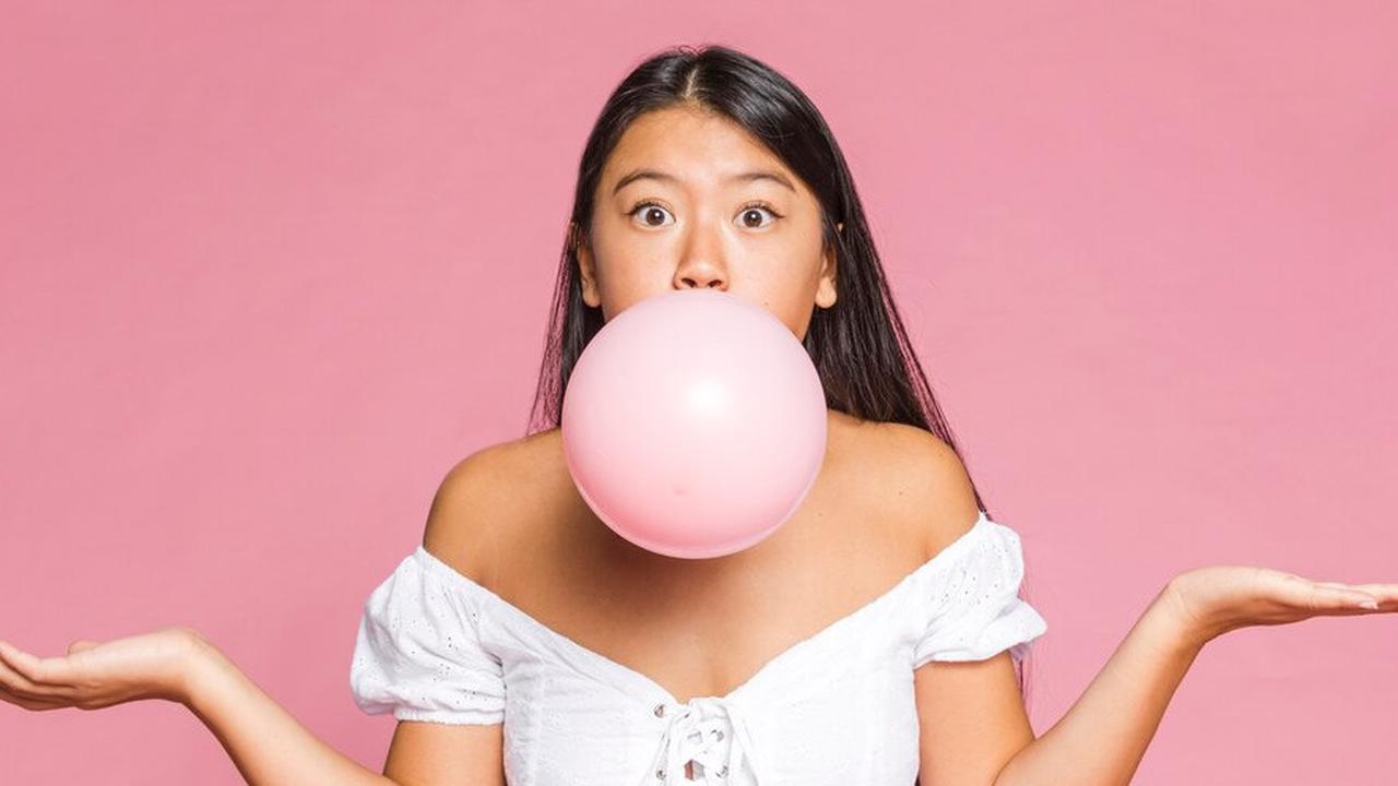 Permen Karet Tertelan? Dokter Ungkap Apa yang Terjadi pada Tubuh Anda!